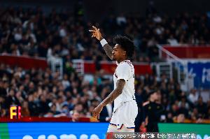 新民晚报：今晚，上海男篮迎来最严峻考验！配图