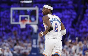 雷霆vs马刺_亚历山大比赛直播_NBA季后赛最新动态配图