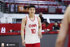 王俊杰比赛直播_中国男篮最新动态_CBA今晚战况配图