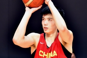 焦泊乔比赛直播_中国男篮最新动态_CBA篮球高清观看配图