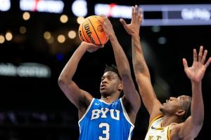 迪班萨比赛直播_杜兰特詹姆斯最新动态_NBA火箭湖人配图