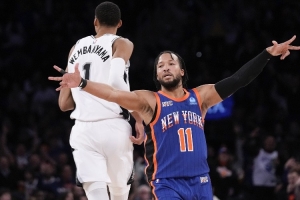 文班亚马比赛直播_尼克斯vs马刺_篮球NBA高清在线观看配图