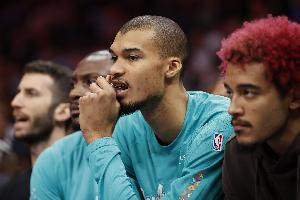 索汉比赛直播_马刺vs尼克斯_NBA最新动态配图