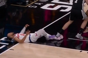 尼克斯vs马刺_NBA篮球直播在线观看配图
