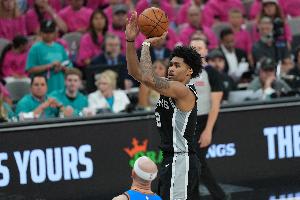 马刺vs尼克斯_NBA总决赛新秀得分纪录_哈珀首节10分配图