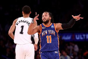 尼克斯vs马刺_NBA篮球比赛高清直播配图