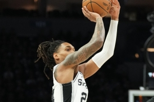 马刺vs对手_篮球NBA最新动态_三分命中率分析配图