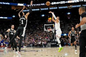 文班亚马比赛直播_马刺vs尼克斯高清回放_NBA彩经比分预测配图