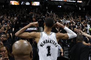 文班亚马比赛直播_马刺最新动态_NBA2026赛季高清观看配图