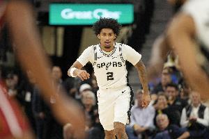 丹尼·格林比赛直播_马刺最新动态_NBA篮球高清观看配图
