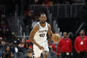 乔·约翰逊比赛直播_马刺最新动态_NBA篮球高清在线观看配图