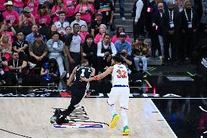 马刺vs尼克斯_NBA篮球直播_马刺vs尼克斯比赛回放配图