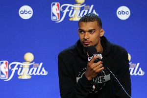 尼克斯vs马刺_NBA篮球比赛直播_关键球能力分析配图