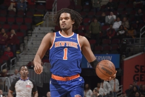 狄龙·琼斯比赛直播_NBA最新动态_马刺vs尼克斯战报配图