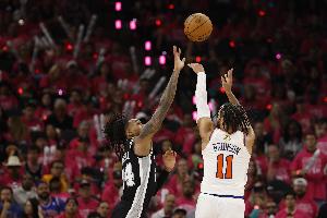 尼克斯比赛直播_布伦森vs对手_篮球NBA最新动态配图