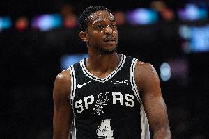 马刺比赛直播_米奇谈福克斯自信攻击模式_NBA最新动态配图