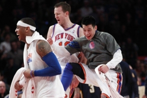 林书豪比赛直播_尼克斯最新动态_NBA球星安东尼播客流言配图