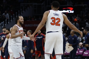 唐斯比赛直播_唐斯FMVP最新动态_NBA尼克斯篮球分析配图