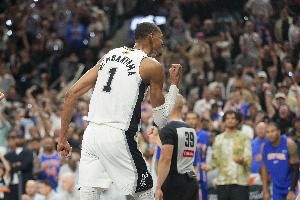 文班亚马比赛直播_马刺vs76人现场高清_篮球NBA最新战况配图