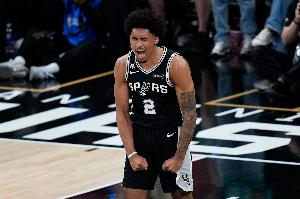 马刺比赛直播_篮球NBA最新动态_马刺队球星采访配图