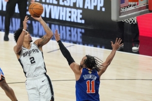 马刺vsNBA_总决赛哈珀替补净负20.4分_篮球比赛直播高清配图
