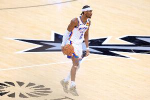 亚历山大比赛直播_雷霆最新动态_NBA球星采访花絮配图