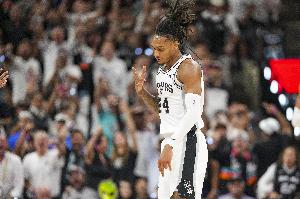 马刺vs对手_瓦塞尔三分2中2贡献6分2板_NBA篮球比赛直播配图