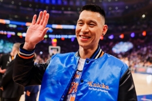 林书豪比赛直播_NBA篮球最新动态配图