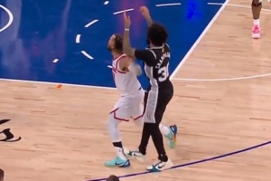 周琦比赛直播_NBA最新动态_篮球赛事高清在线观看配图