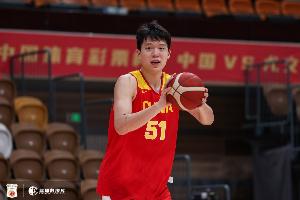 杨瀚森比赛直播_中国男篮最新动态_开拓者球员国家队表现配图