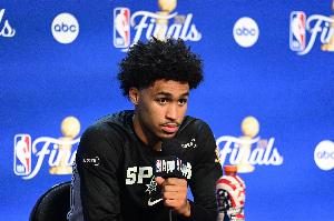 马刺vs对手_篮球NBA比赛回放_马刺最新动态配图