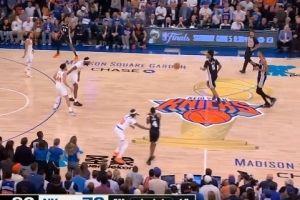马刺比赛截图_福克斯vs马刺_篮球NBA最新动态配图