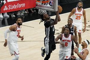 徐咏比赛直播_马刺vs尼克斯_NBA最新动态配图