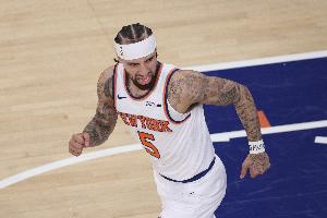 阿尔瓦拉多比赛直播_尼克斯最新动态_NBA高清在线观看配图