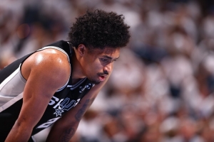 尼克斯vs马刺_哈珀谈OG补篮争议_篮球NBA最新动态配图