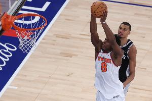 马刺vs尼克斯_NBA常规赛直播_篮球比赛高清回放配图