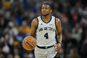 马刺vs尼克斯_NBA比赛直播_篮球最新动态配图