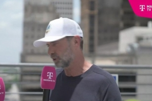 克洛普:建议翁达夫首发绝不是在批评穆西亚拉 他还需要找回状态配图